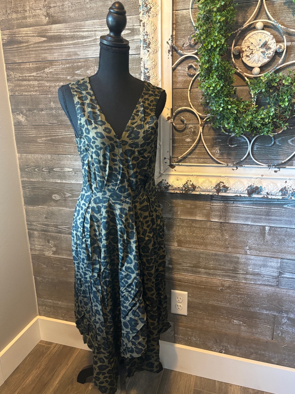 NWT Beach Lunch Lounge (S) V-Neck Leopard Print Midi Dress - Olive/Black